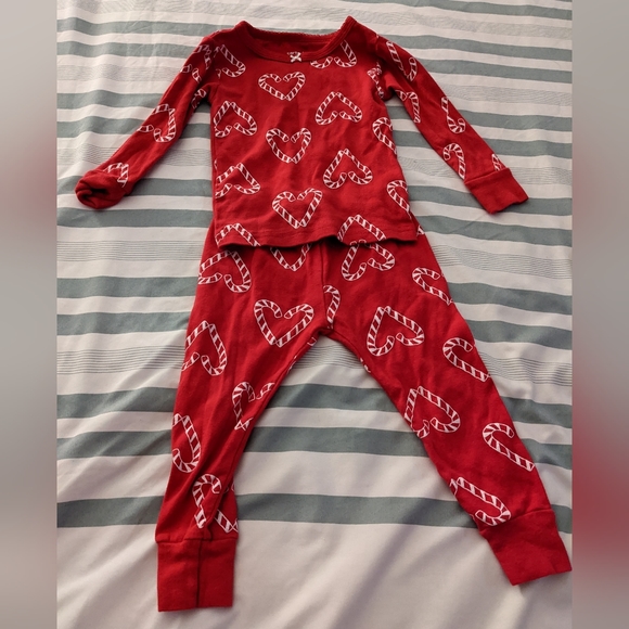 Carter’s Candy Cane Heart Shape PJs - Picture 1 of 3
